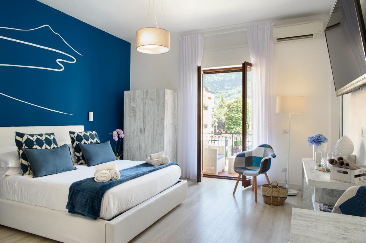 Les Suites Des Tout Le Monde 索伦托 外观 照片